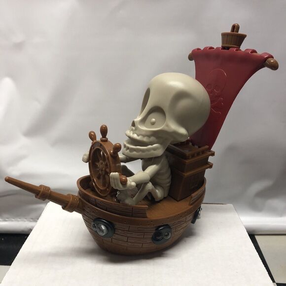 Johnny The Skull Pirate's Cove Electronic Game Blast The Ghosts Get Treasure - Picture 2 of 16